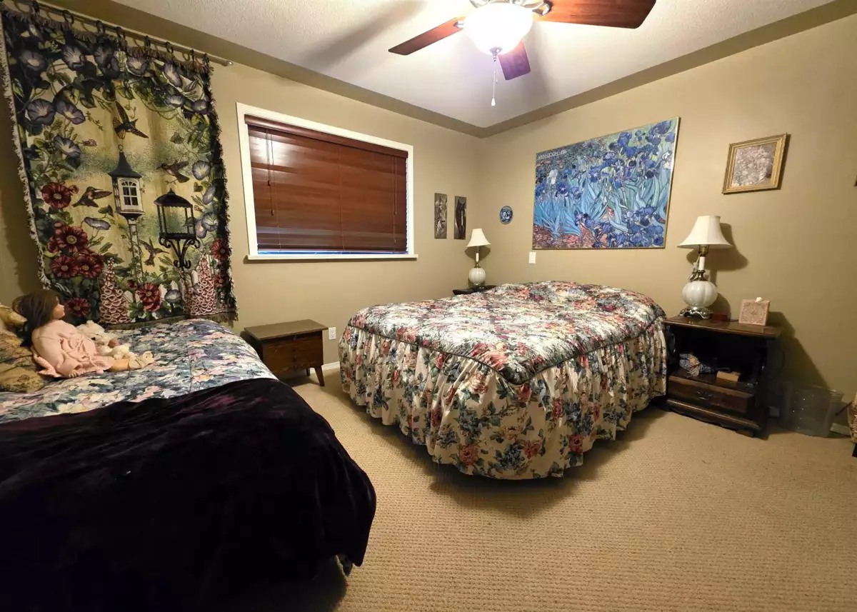 Powder Room Photo of 3319 275 Street, Langley, BC