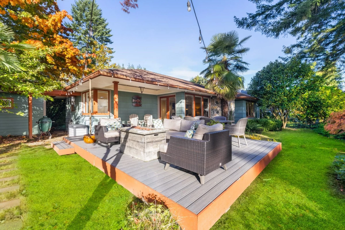 Backyard Photo of 1090 W Keith Road, North Vancouver, BC