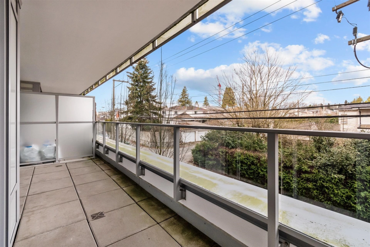 Entry Foyer Photo of 207 5693 Elizabeth Street, Vancouver, BC