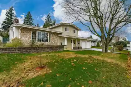 2523 Sunnyside Crescent, Abbotsford, BC, Central Abbotsford — 5 bed single family residence for sale