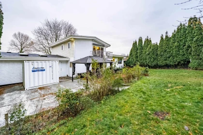 Fitness Center Photo Near 2523 Sunnyside Crescent, Abbotsford, BC