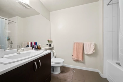 Walk-In Closet Photo of 210 13728 108 Avenue, Surrey, BC