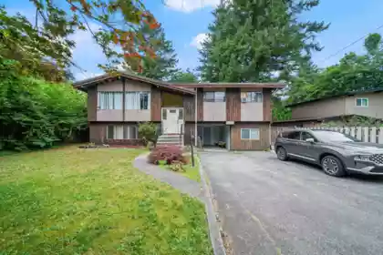 19575 Hammond Road, Pitt Meadows, BC, North Meadows PI — 4 bed single family residence for sale