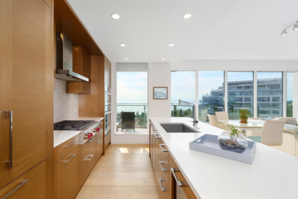 PH1 1439 George Street, White Rock, BC, White Rock — Apartment/Condo for sale