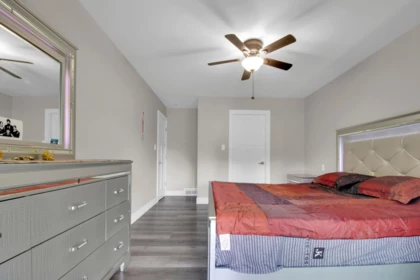 Laundry Room Photo of 8972 Dewdney Trunk Road, Mission, BC