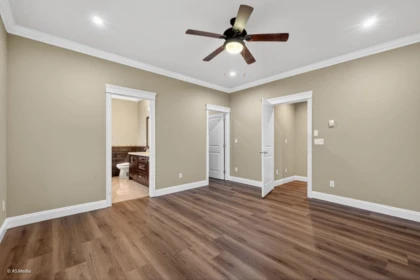 Entry Foyer Photo of 14881 63 Avenue, Surrey, BC