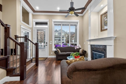 Kitchen Island Photo of 14881 63 Avenue, Surrey, BC