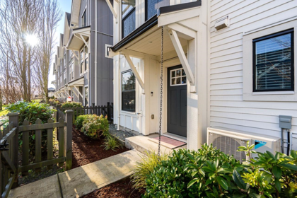 4 5945 176a Street, Surrey, BC, Surrey — Townhouse for sale