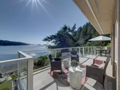 7659 Redrooffs Road, Halfmoon Bay, BC