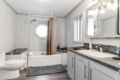 Kitchen Island Photo of 24643 21b Avenue, Langley, BC