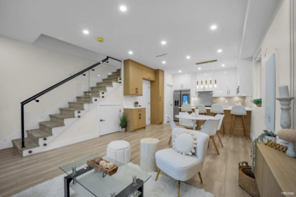 3 1577 E 58th Avenue, Vancouver, BC, Vancouver — Townhouse for sale