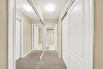 Mudroom Photo of 209 15298 20 Avenue, Surrey, BC