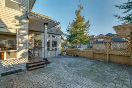 Front Yard Photo of 8375 209 Street, Langley, BC