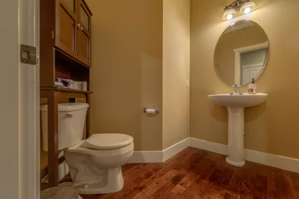 Guest Bathroom Photo of 8375 209 Street, Langley, BC
