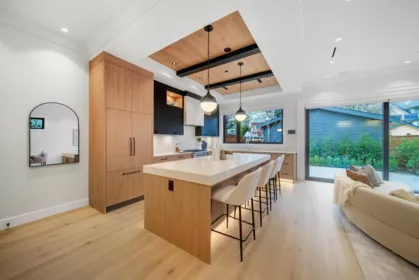 Mudroom Photo of 2 1841 Parker Street, Vancouver, BC