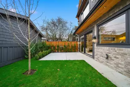 Pantry Photo of 2 1841 Parker Street, Vancouver, BC