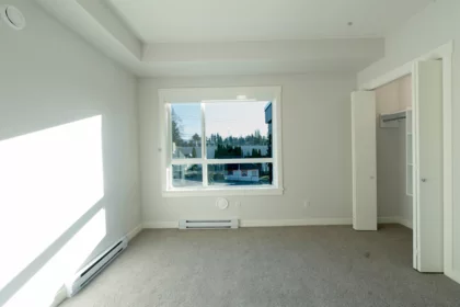 Walk-In Closet Photo of 217 33886 Pine Street, Abbotsford, BC