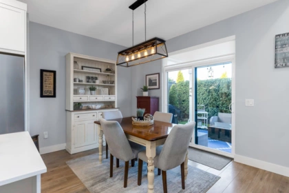 Breakfast Nook Photo of 10 5528 148 Street, Surrey, BC