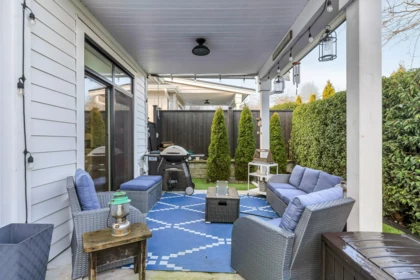 Hot Tub / Spa Photo of 10 5528 148 Street, Surrey, BC