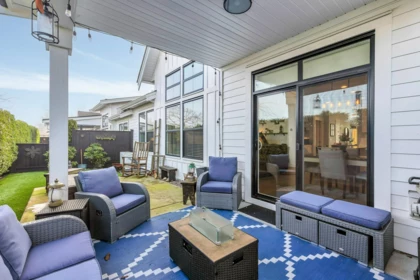 Swimming Pool Photo of 10 5528 148 Street, Surrey, BC