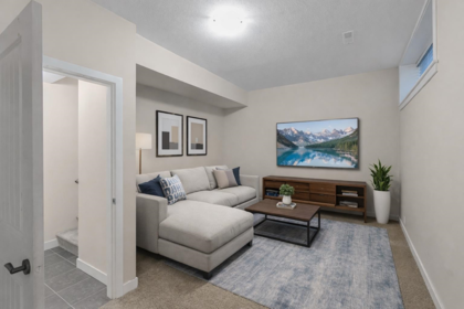 Entry Foyer Photo of 33 35626 Mckee Road, Abbotsford, BC