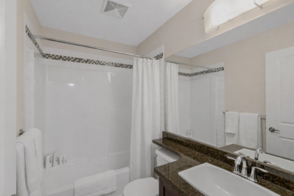 Mudroom Photo of 33 35626 Mckee Road, Abbotsford, BC