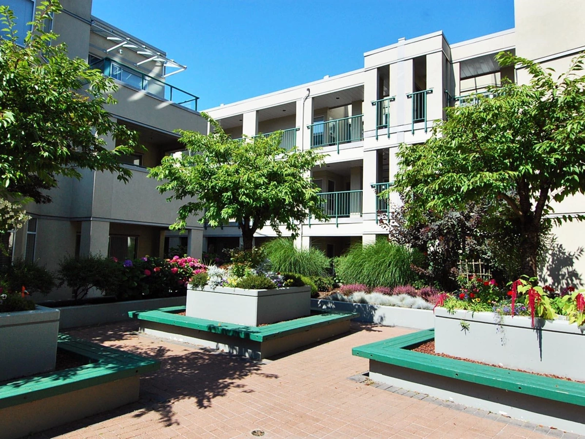 Dining Area Photo of 311 20680 56 Avenue, Langley, BC