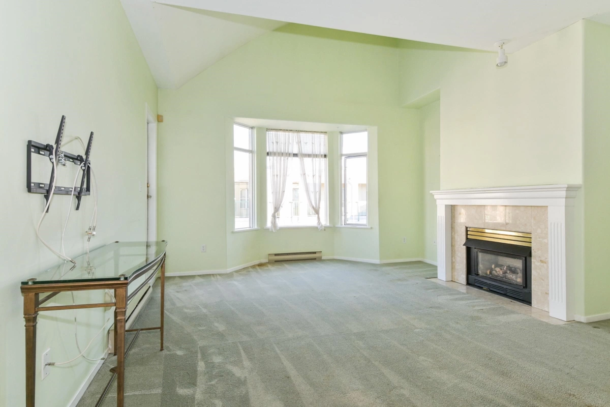 Primary Bathroom Photo of 311 20680 56 Avenue, Langley, BC