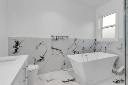 Powder Room Photo of 13995 79a Avenue, Surrey, BC
