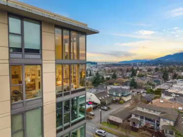 PH8 683 W Victoria Park, North Vancouver, BC, North Vancouver — 3 bed apartment/condo for sale