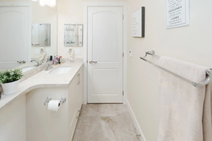 Walk-In Closet Photo of 104 8538 203a Street, Langley, BC