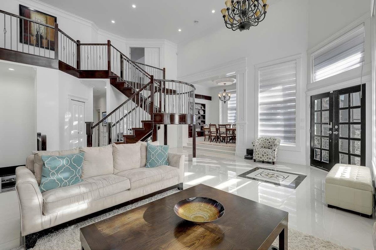 Family Room Photo of 14871 76 Avenue, Surrey, BC