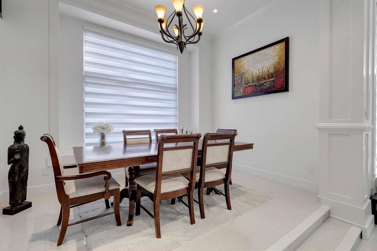 Fitness Center Photo Near 14871 76 Avenue, Surrey, BC