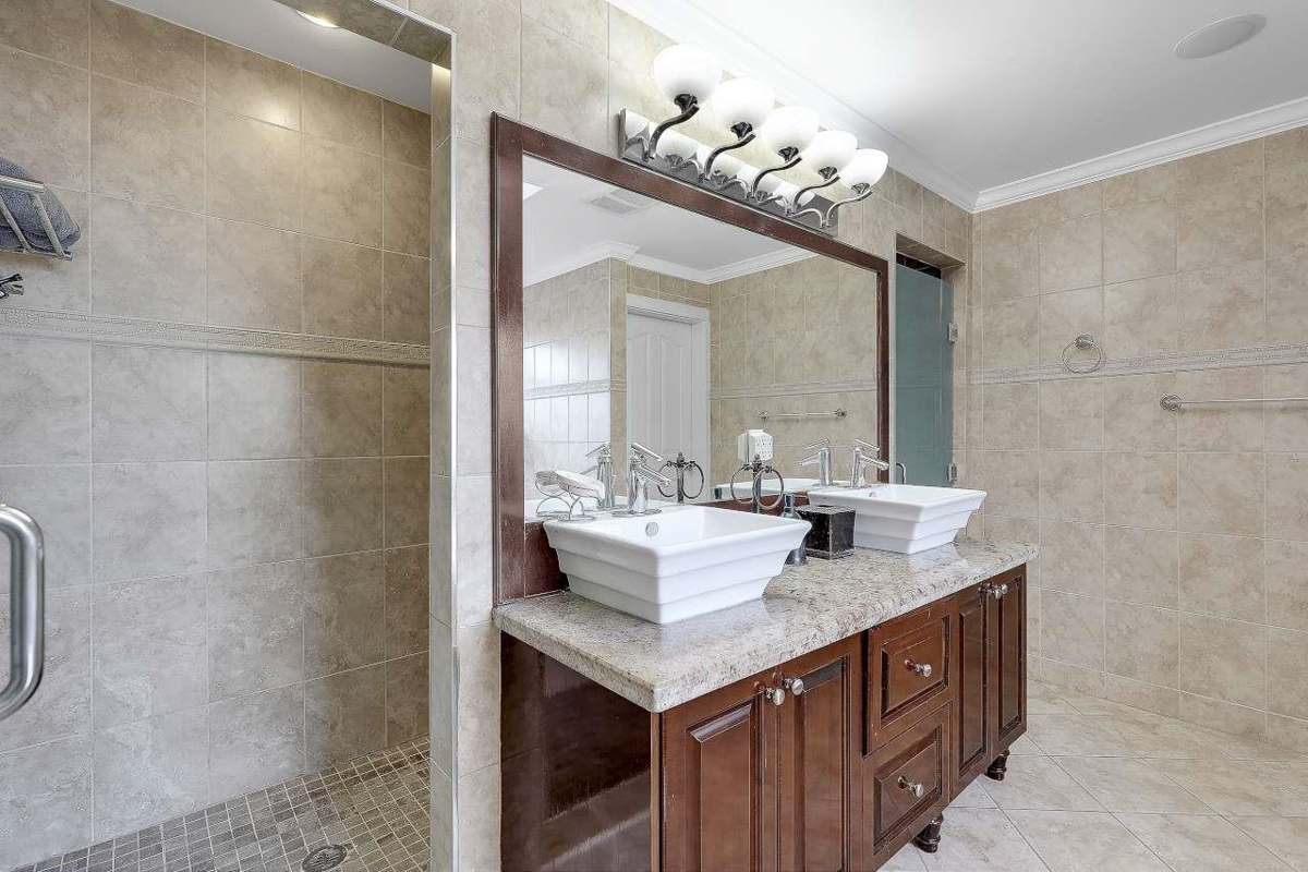 Garage Interior Photo of 14871 76 Avenue, Surrey, BC