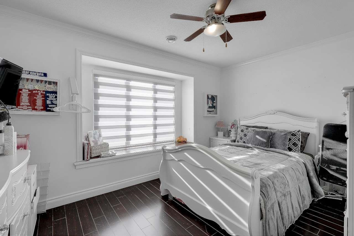 Mudroom Photo of 14871 76 Avenue, Surrey, BC