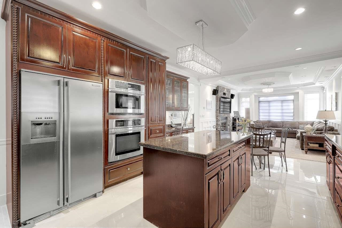 Primary Bedroom Photo of 14871 76 Avenue, Surrey, BC