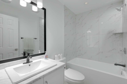 Hot Tub / Spa Photo of 14871 76 Avenue, Surrey, BC