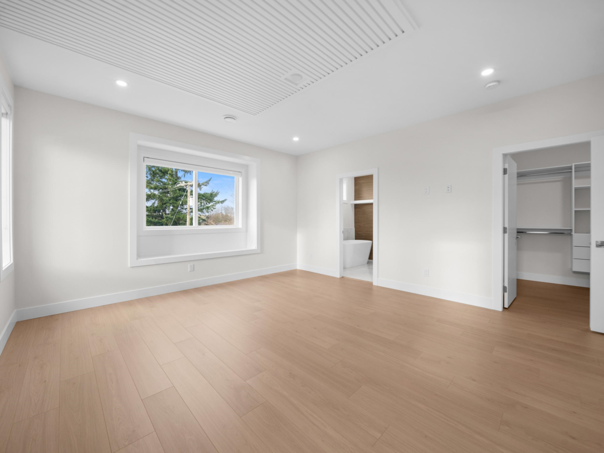 Entry Foyer Photo of 2807 Platform Crescent, Abbotsford, BC