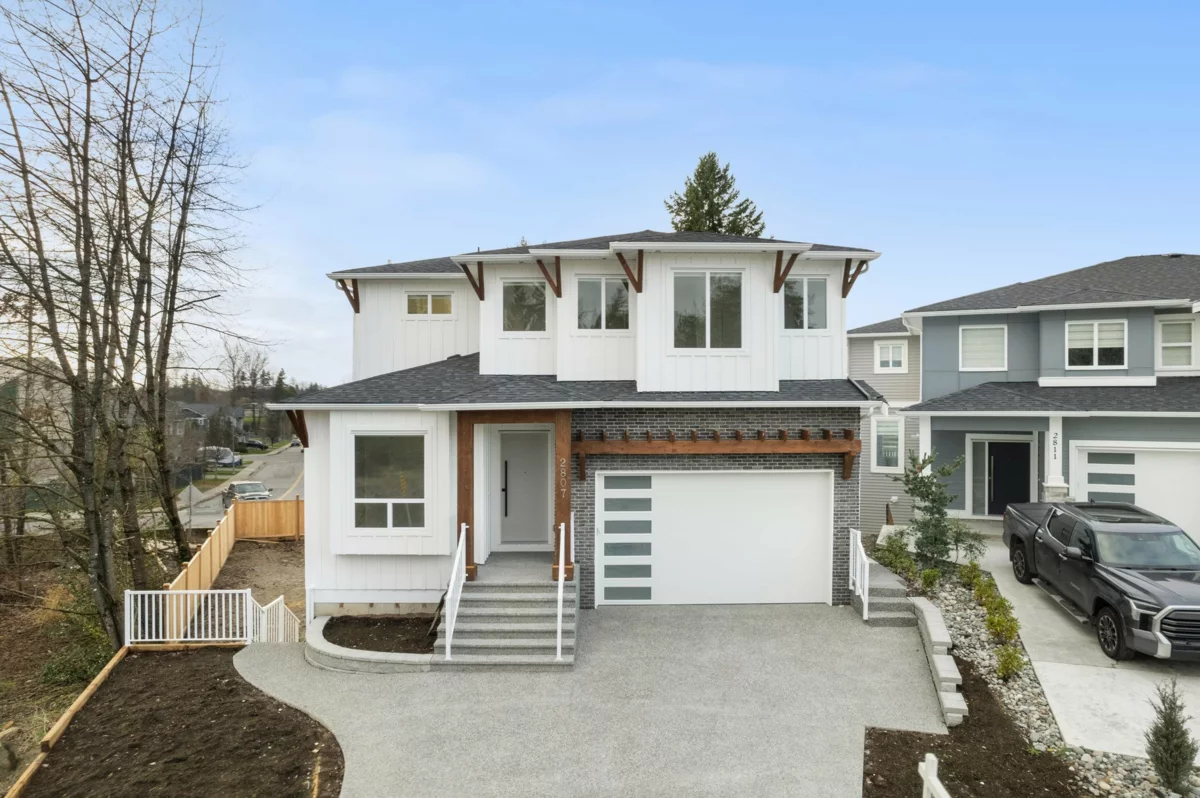 Exterior Front Photo of 2807 Platform Crescent, Abbotsford, BC