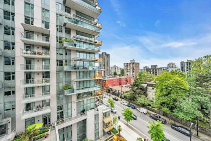 Office / Den Photo of 906 1180 Broughton Street, Vancouver, BC