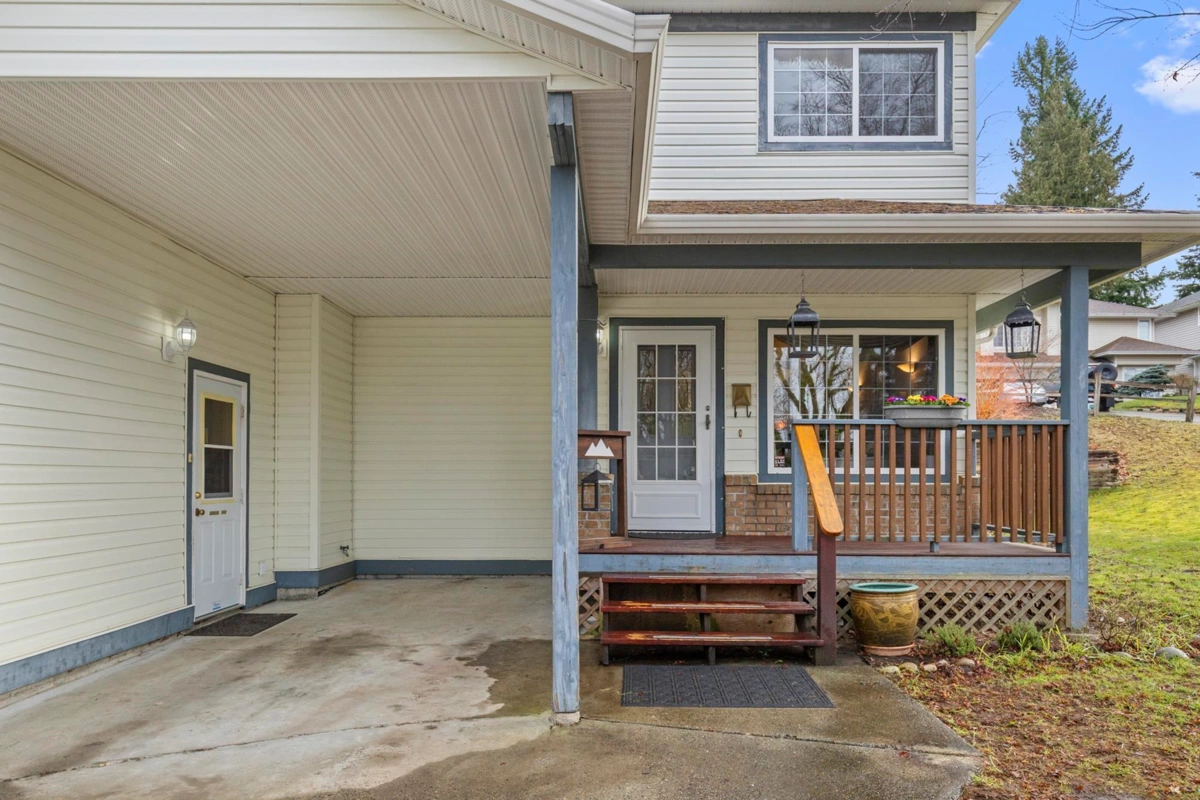 Backyard Photo of 7800 Deerfield Street, Mission, BC