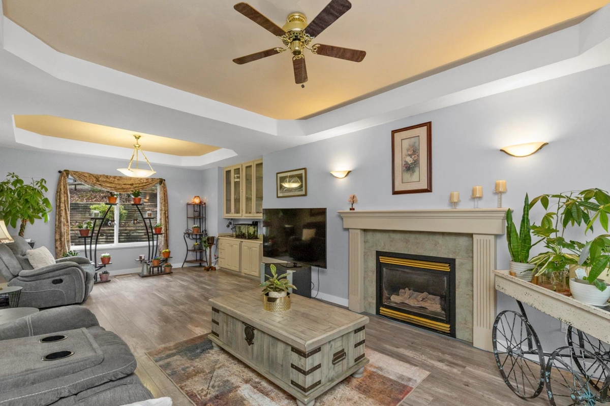 Living Room Photo of 7800 Deerfield Street, Mission, BC