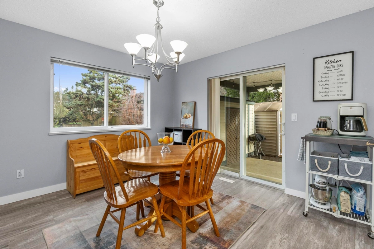 Powder Room Photo of 7800 Deerfield Street, Mission, BC
