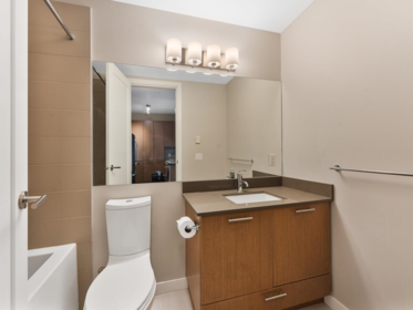 Basement Recreation Room Photo of 208 215 Brookes Street, New Westminster, BC