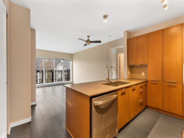Kitchen Island Photo of 208 215 Brookes Street, New Westminster, BC