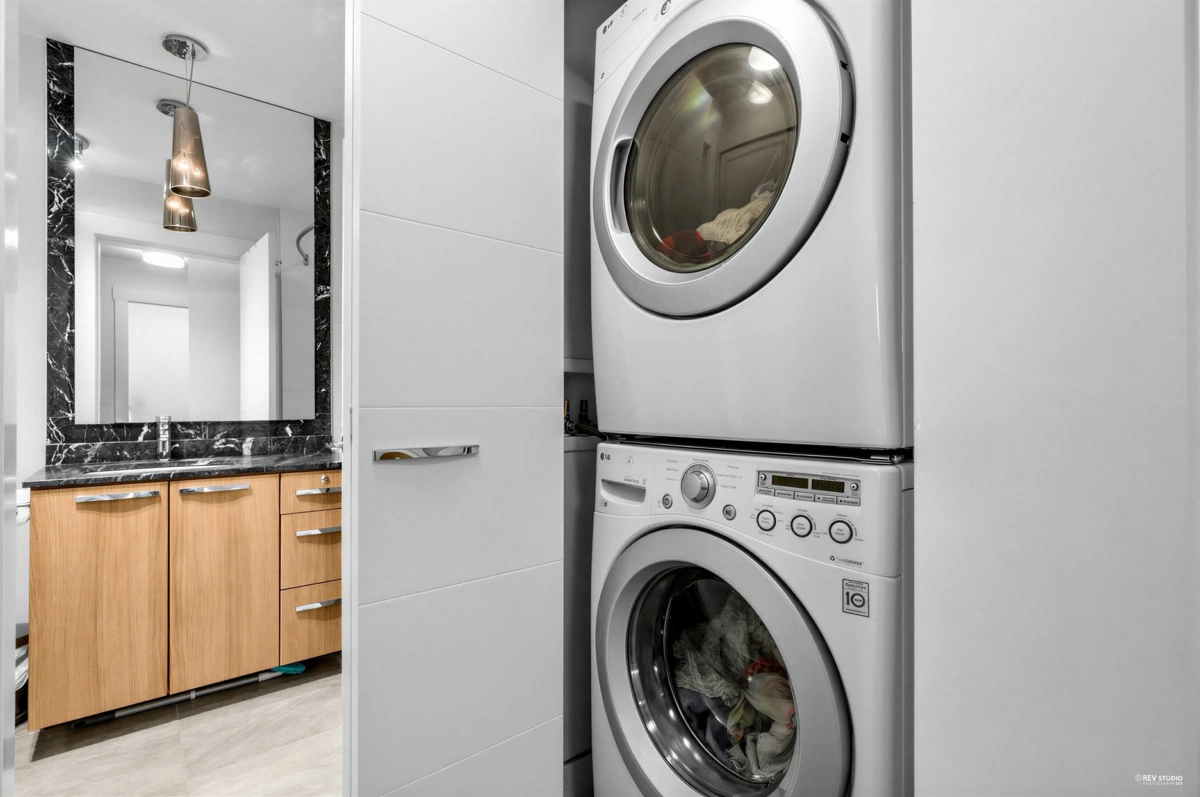 Bedroom 3 Photo of 307 733 W 14 Street, North Vancouver, BC