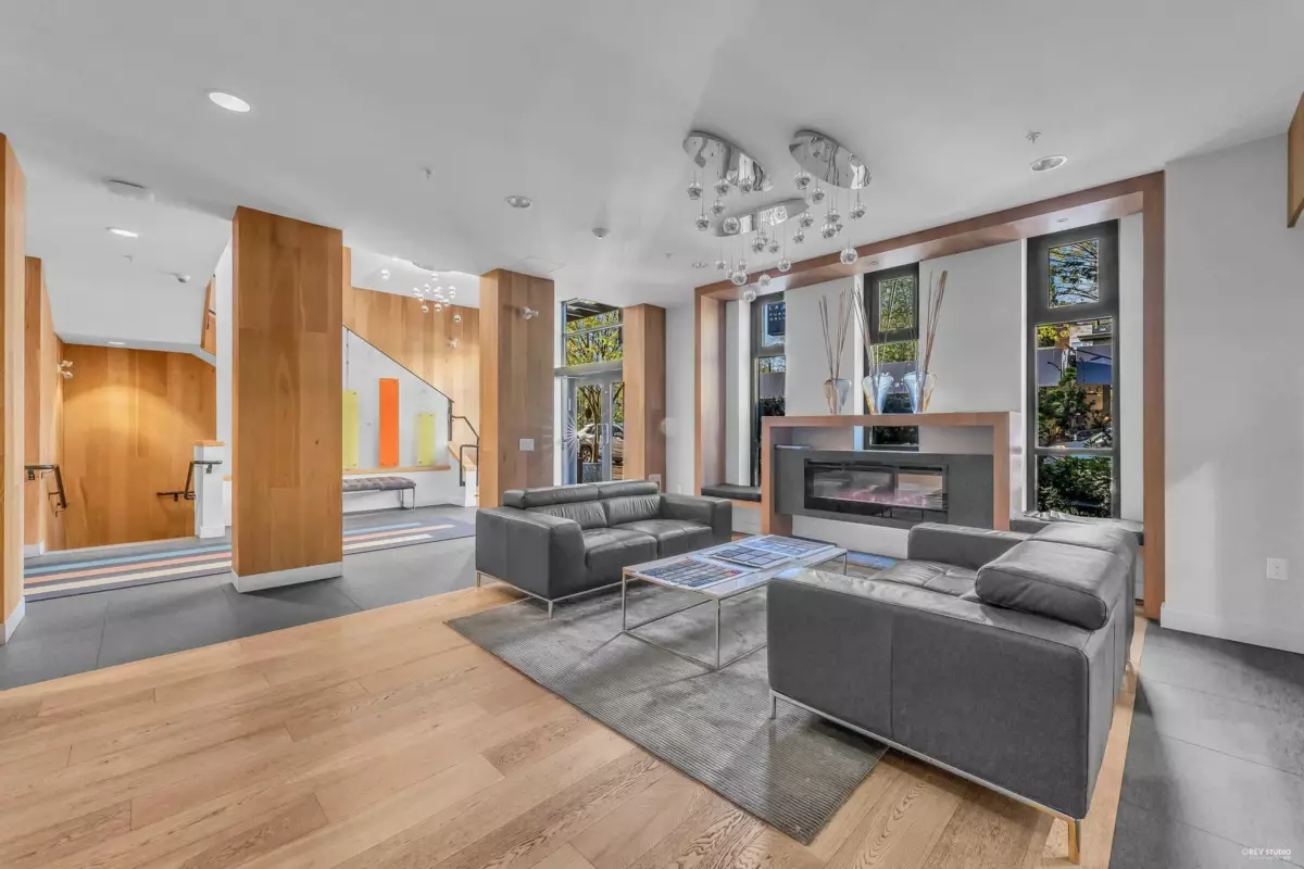 Office / Den Photo of 307 733 W 14 Street, North Vancouver, BC