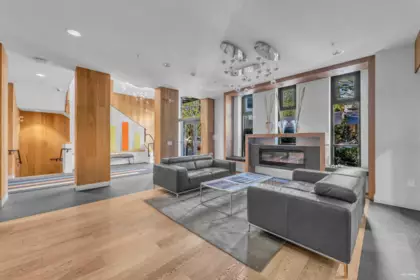 Office / Den Photo of 307 733 W 14 Street, North Vancouver, BC