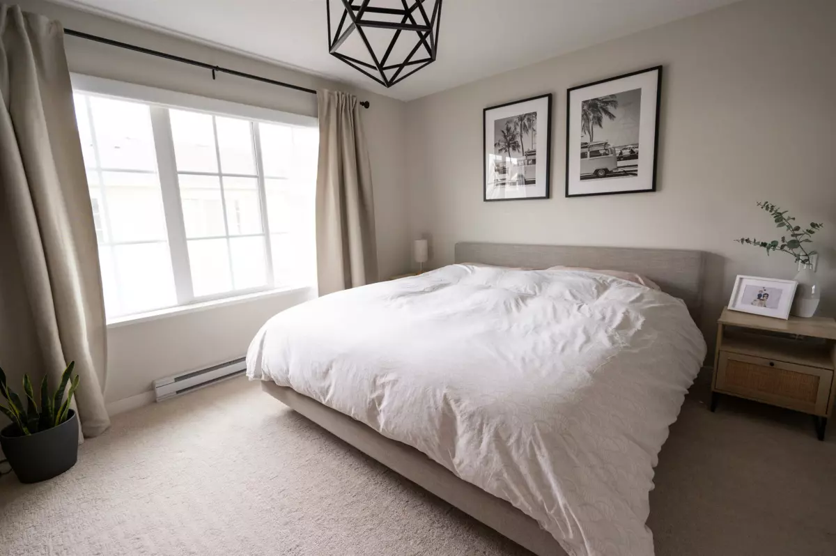 Kitchen Photo of 45 5510 Admiral Way, Delta, BC