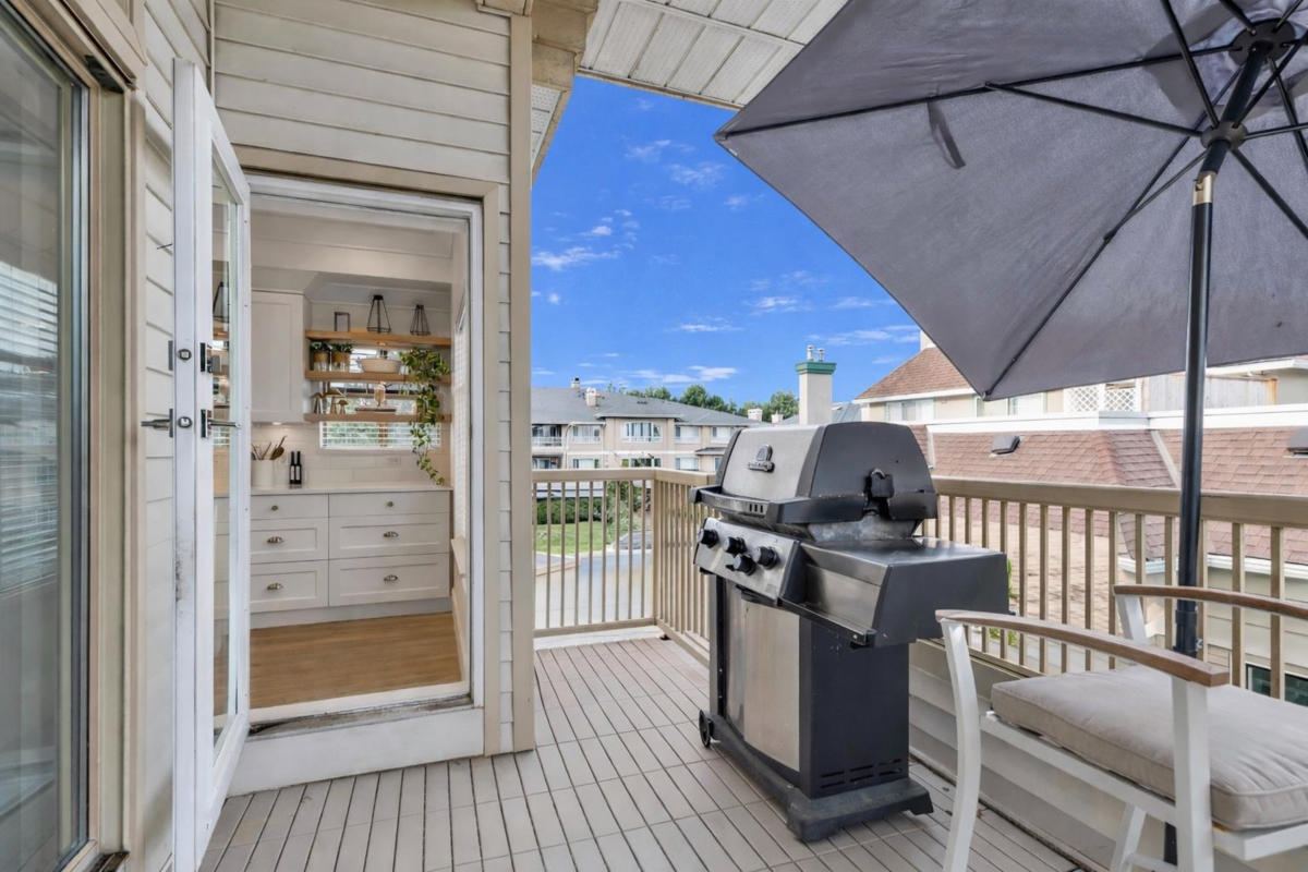 Loft / Bonus Room Photo of 301 1118 55 Street, Delta, BC